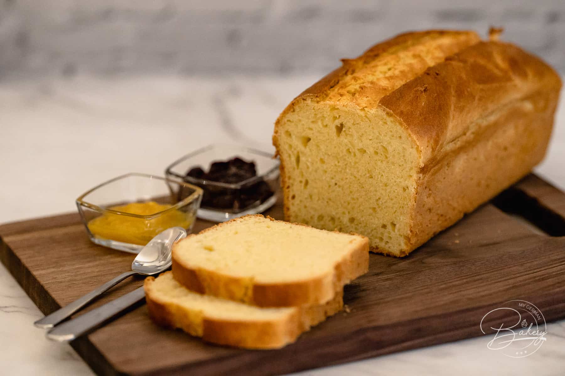 Einfacher süßer Stuten - gelingt immer - wie beim Bäcker - frisch selbst gebacken - Sonntagsfrühstück - Stuten und süßes Weißbrot