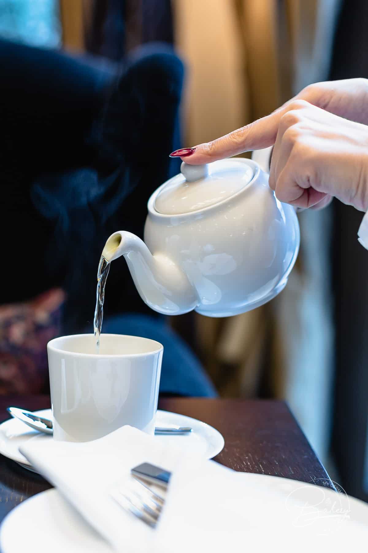 High Tea Ceremony - Afternoon Tea auch in Deutschland genießen